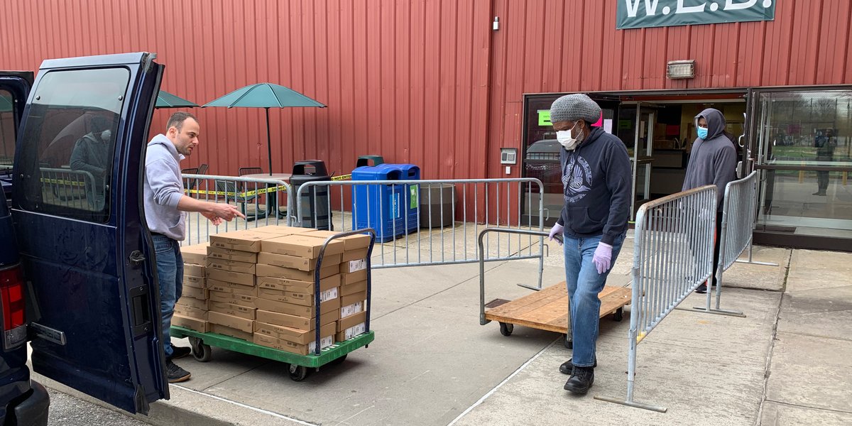 BklynCollege411's tweet photo. The laptops have arrived! We will be distributing them today in the West End Building. Make an appointment to pick up your device today. ๐ปโคต๏ธ
๐ https://t.co/PrbJc4dt4v https://t.co/8hhwQiqPXp