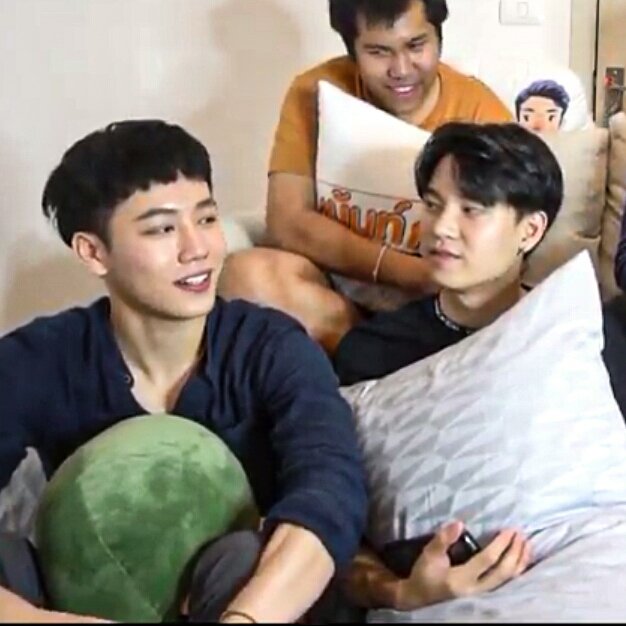 creamybyy's tweet photo. ช้าๆแต่หนักแน่นนะ #ไปช้าๆกับEnoflove https://t.co/uLhxO3fguE