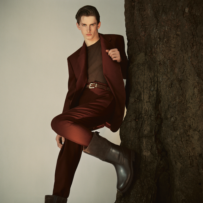 OUT-SIDE 
George Webb for <a href="/fantasticman/">Fantastic Man</a> x Mark Kean <3
ow.ly/CfEm30qutHY #NevsMen