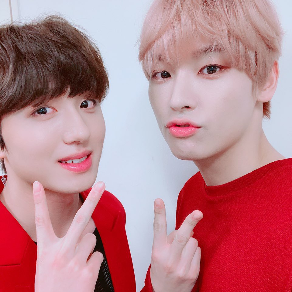 timeto_is's tweet photo. 190402 공식 트위터

#인성 #에스에프나인 #INSEONG #SF9 https://t.co/NoeII1tJ8p