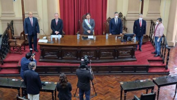 EUhtNaCXQAcPB6h?format=jpg&name=small