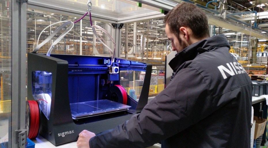 Eurecat_news's tweet image. [#COVID19] @Nissan_ESP i #Eurecat sumen forces per fabricar pantalles protectores produïdes amb #impressió3D destinades a suplir la falta d'equipament de protecció individual destinat al personal sanitari.

👨‍⚕️👩‍⚕️👉bit.ly/2yhHVZ1 #COVID2019
