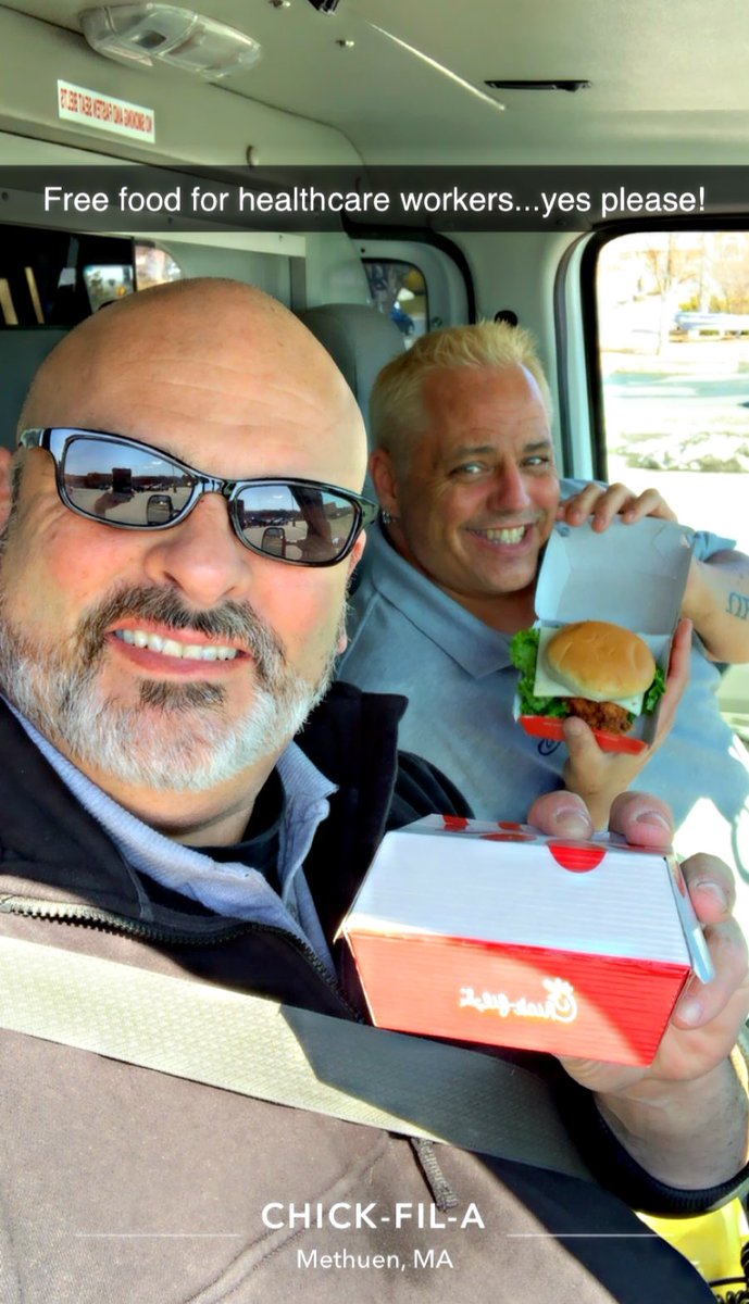 PARAGODS's tweet photo. Healthcare Workers: Share your photo’s of places that are being generous to us during these difficult times.  Thank you “Chick-Fil-A” for the delicious chicken deluxe sandwiches.  #healthcareworkers #ems #emt #paramedic #firefighter #nurse  #firstresponders #freefood #generosity https://t.co/lxY7IdZ2df