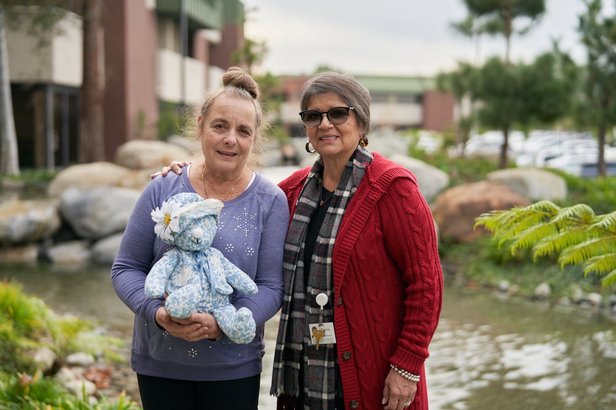 TMHealthSystem's tweet image. Local resident, Marie Ashmore, began #MemoryBears to help with the loss of loved ones by making keepsake stuffed bears to commemorate friends and family who have passed. 🧸#CommunityVIP ow.ly/mIrB50z0j85