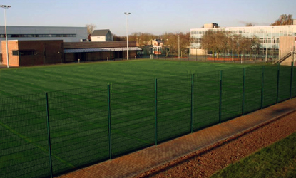 zaunlimited's tweet photo. Wondering what you should be considering when hiring a security fencing contractor? Check out our blog post to find out https://t.co/IoRXwiQ9Lc #Zaunblog #securityfencing #perimeterfencing #perimetersecurity #fencingcontractors #bespokefencing https://t.co/5a28FoMZCk