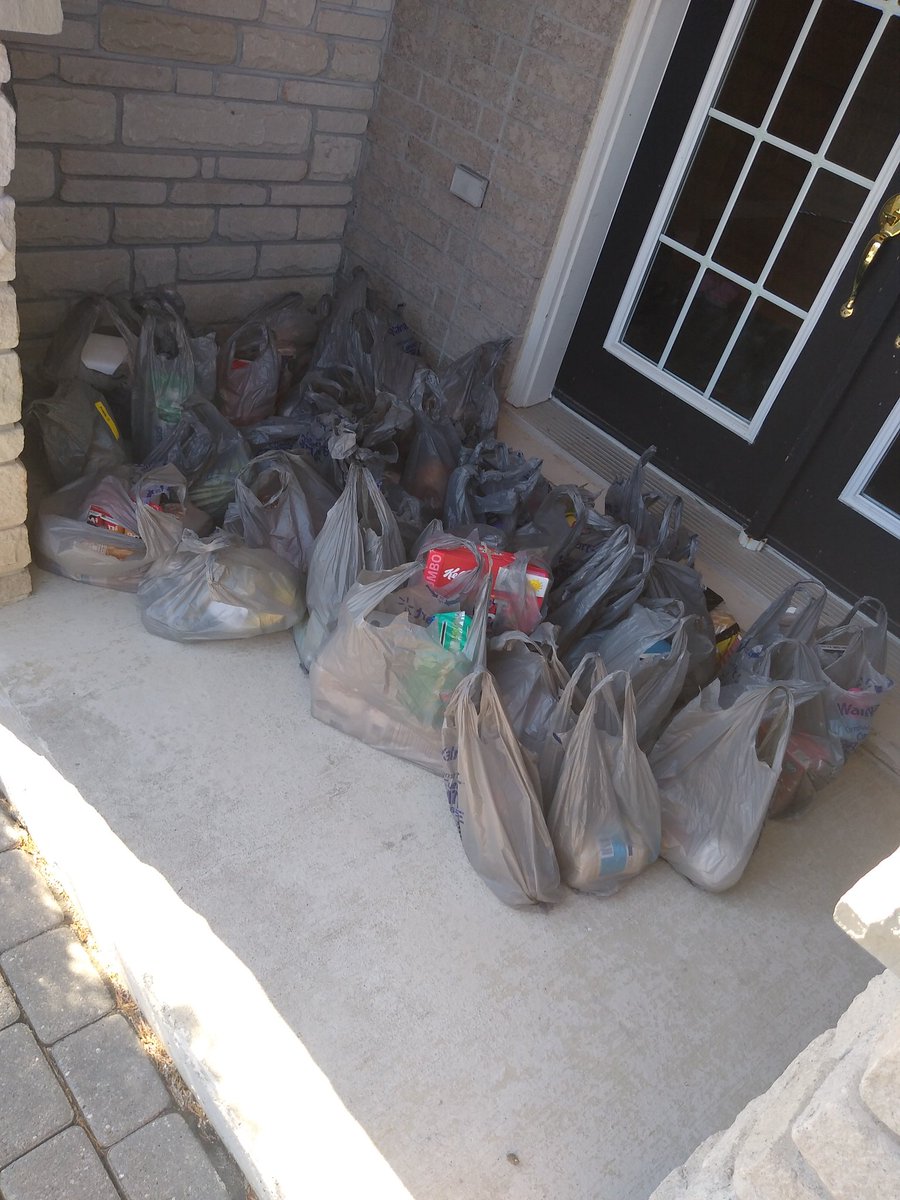 bzzz_Ana's tweet photo. Just wanted to show everyone what #deliverydrivers and #storestaff deal with People are ordering insane amounts of items daily enough to cover a porch  keep this in mind next time you complain this was an average order 
#contactlesstransactions #COVIDー19 #dasher #walmart https://t.co/eOm0hjdBje