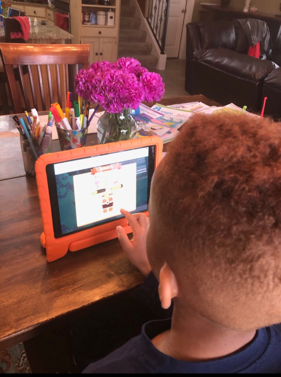 ChristyClass's tweet photo. I love seeing my sweet firsties having fun while they learn! #Rylan #teamdcs #teamphes https://t.co/LuffhqAmE8