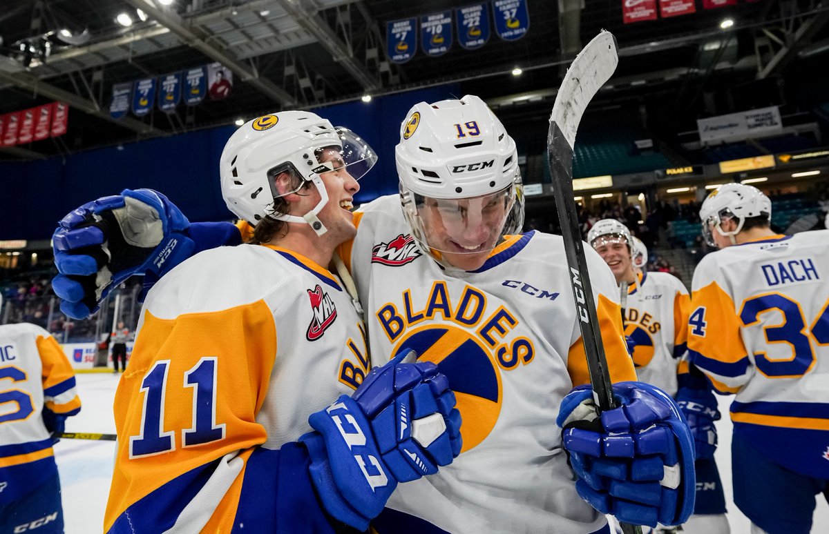 BladesHockey's tweet image. Happy #WinningWednesday y'all!

Retweet this for a chance to win a Chase Wouters bobblehead!  🤪