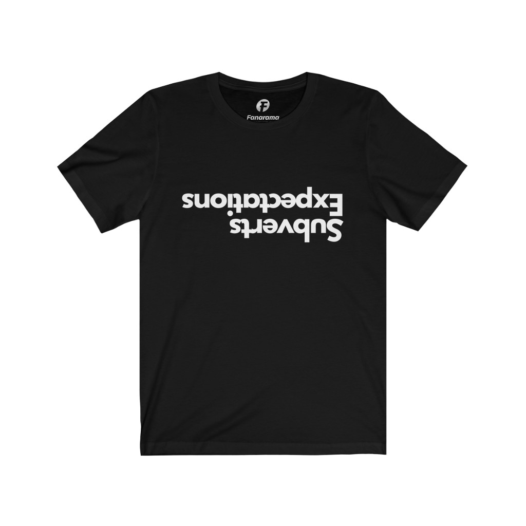 FanaramaS's tweet photo. Little-known fact: wearing this shirt is the best way to get a three-picture deal or a continuing series with Netflix. https://t.co/8CebUyl4r4 

#Netflix #NetflixAndStayStill #SubvertExpectations https://t.co/GTePiuya9Z