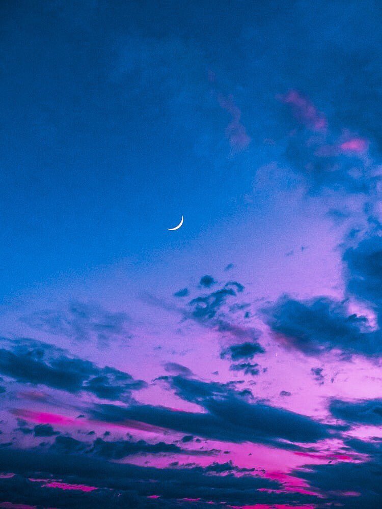 Like this if you appreciate the aesthetic vibe of sky 💜
