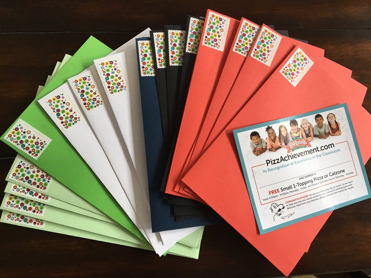 LiteraryMonster's tweet photo. 8th grade Language Arts All Stars, be on the look out for these goodies coming your way! Thanks @LaRosasPizza for helping us reward hard work! #virtualpbis #bluedevilwayfromadistance @RMS_Davis @ReadingCSD https://t.co/JoEp8FPhVA