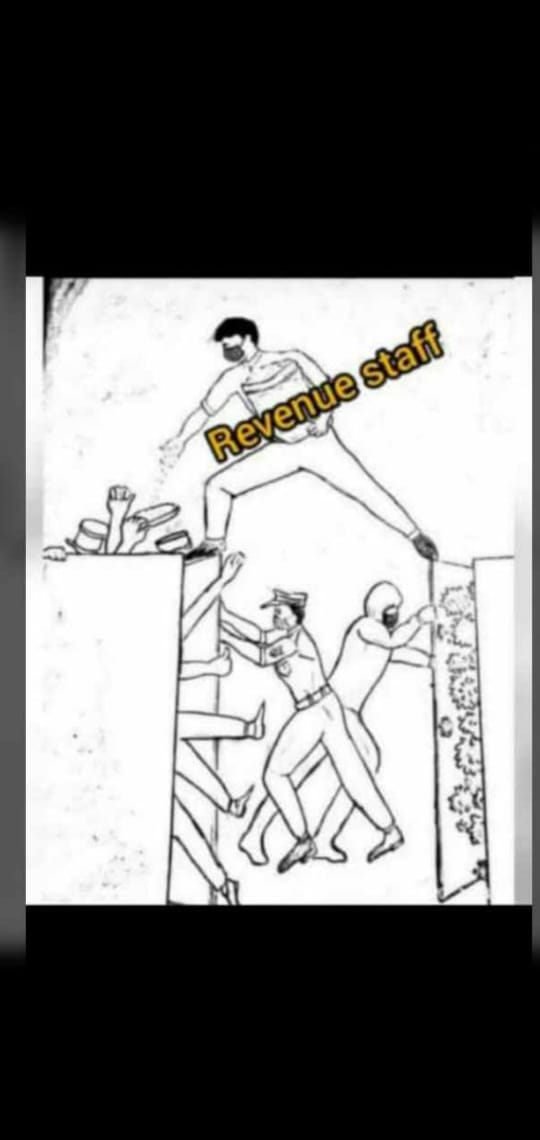 Srisailam32's tweet photo. Working round the clock in difficult situation for the people under the leadership of the honorable CM KCR. SIR to serving the poor people. #TEAMREVENUE #StaySafeStayHome @RaoKavitha @MPsantoshtrs https://t.co/CHysZ1wRTH