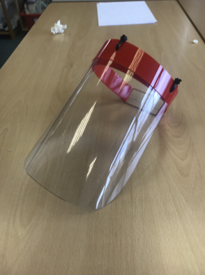 TomlinscoteSch's tweet photo. Thank you Mrs Lines (Technology) for making face masks for the local NHS community.  Our Science googles have also been shared! #ThankYouNHS https://t.co/tv6eDDHLTR