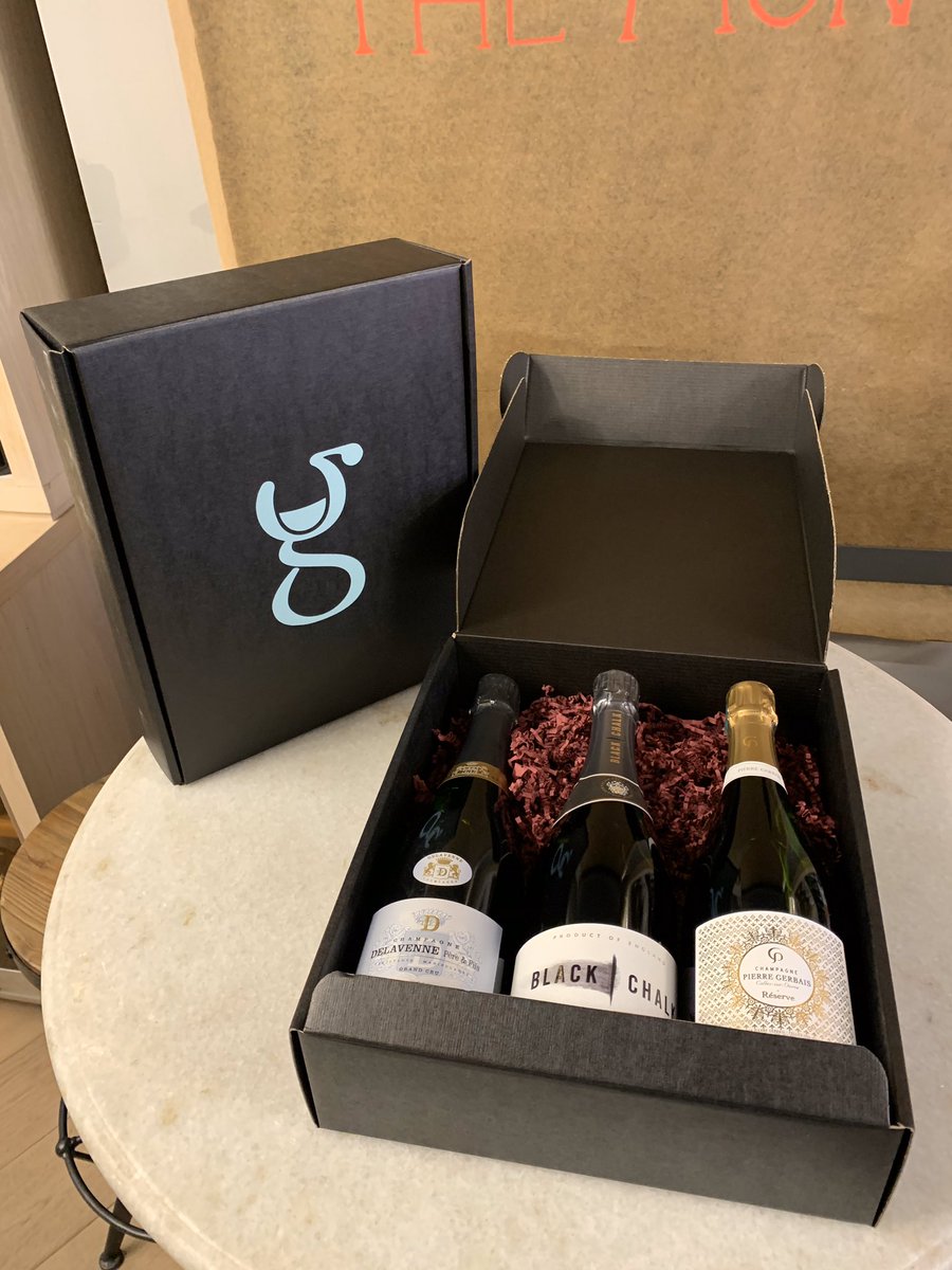 CorkageWine's tweet photo. We are planning to deliver again on Friday so if you want some fabulous wine email Andy@corkage.co.uk for a bespoke box or look at our website to sign up for our monthly wine club. Delivery free within 10 miles #supportlocal #winelover #delivery https://t.co/WNZdcGB8Yj