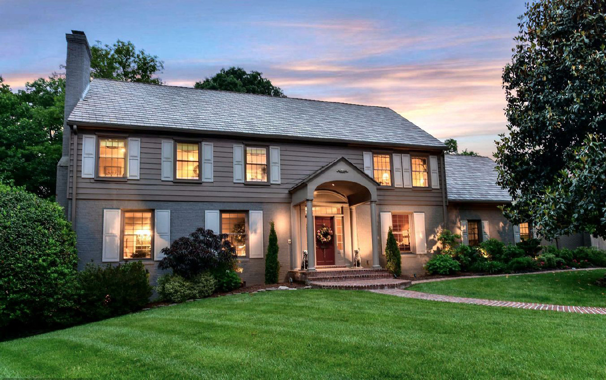 On a month-over-month basis, sales in February were up 5.9 per cent, boosted by a 15 per cent jump in the Greater Toronto Area. carolyn-bradley.cb1.so/loyy36