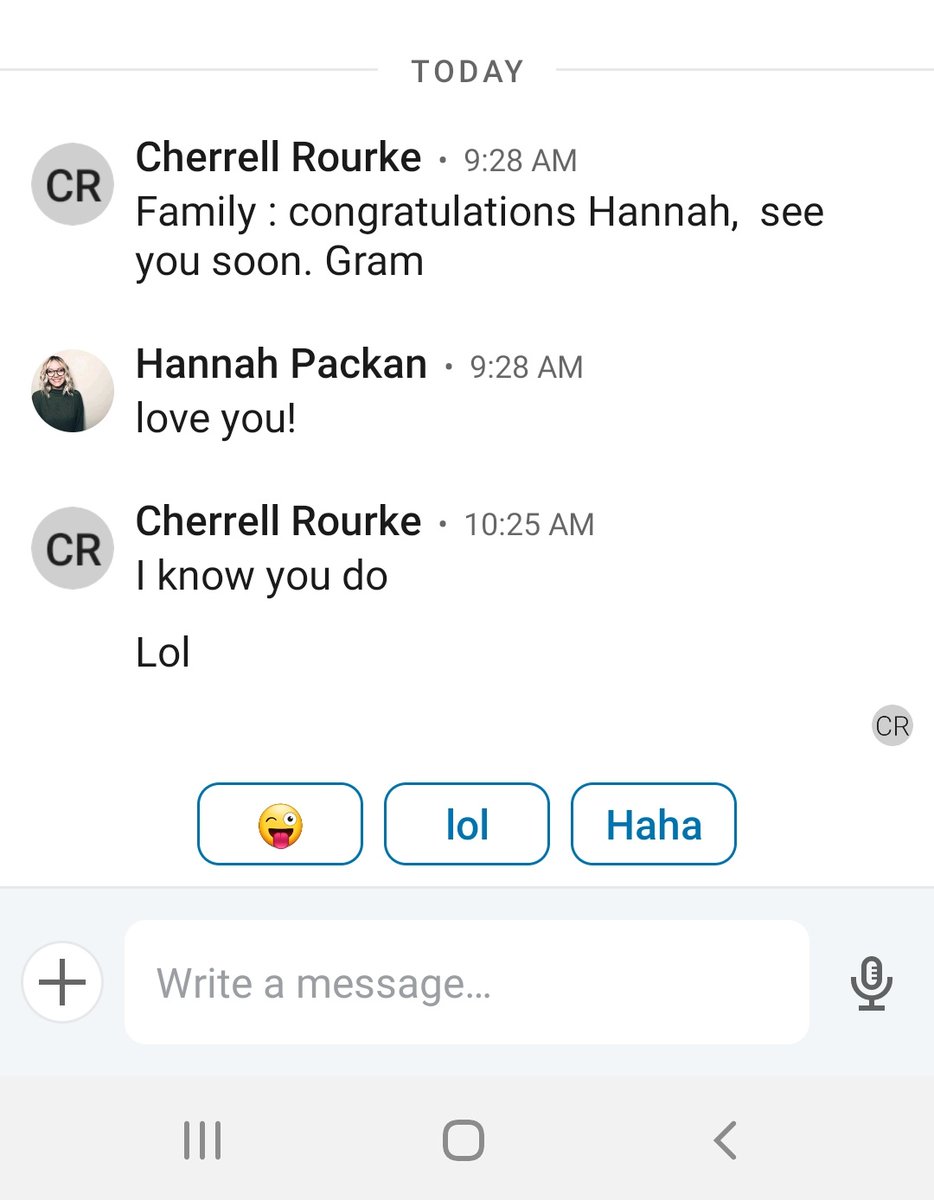hannahpackan's tweet photo. My Grandma added me on LinkedIn and became a savage all in one day. https://t.co/ajAuTuGLeu