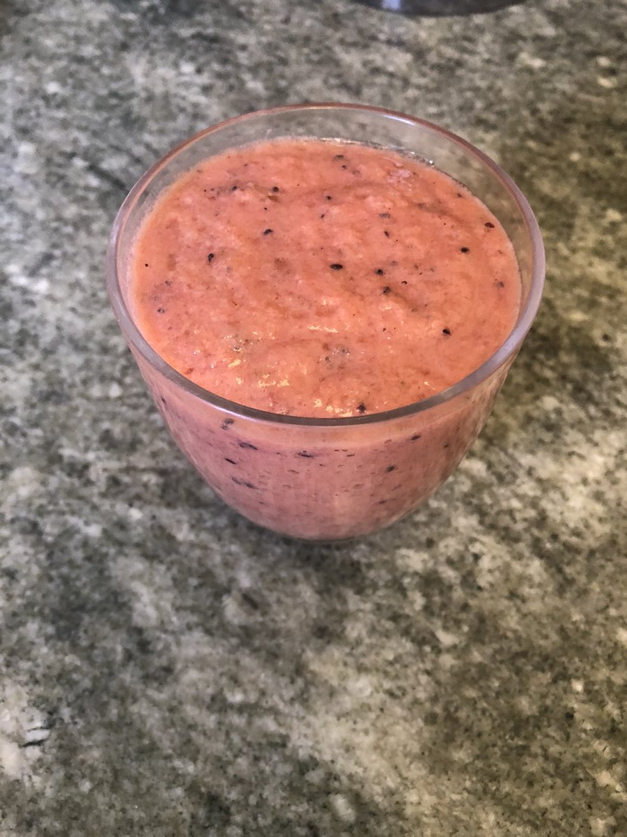 theplanetbk's tweet photo. #everythingremote-Seamoss smoothie (fresh seamoss, strawberries, guava, kiwi, blueberries, and Bolton Farms vanilla chia tea). #coronadefensediet https://t.co/CEnkJD8wn0