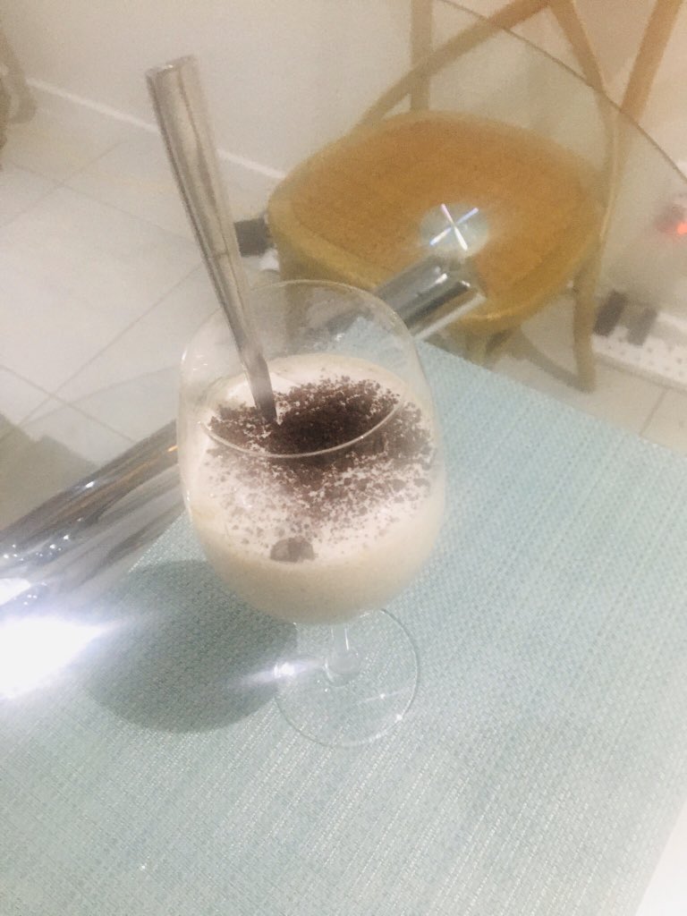 Sandile69929781's tweet photo. Home made McFlurry...Mc D you have been out done!!!😜#Day6OfLockdown #mylittlesister #COVID-19broughtushere https://t.co/HKME0s11Xu