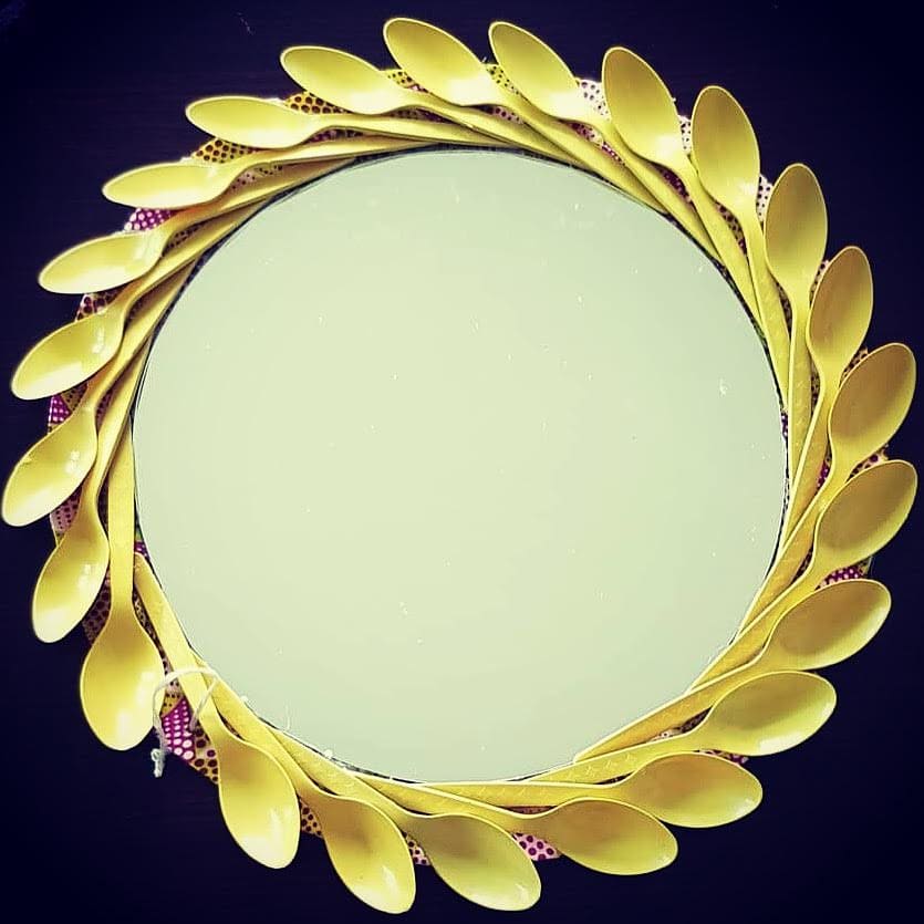 fabenigeria's tweet image. Ever wondered what happens to the plastic spoons you throw away after a delicious meal at events? We pick them and turn them into beautiful items like this spoontastic mirror. 

How many spoons can you see? Let's see who gets the answer first. 
#upcyclehourwithfabe #upcycling