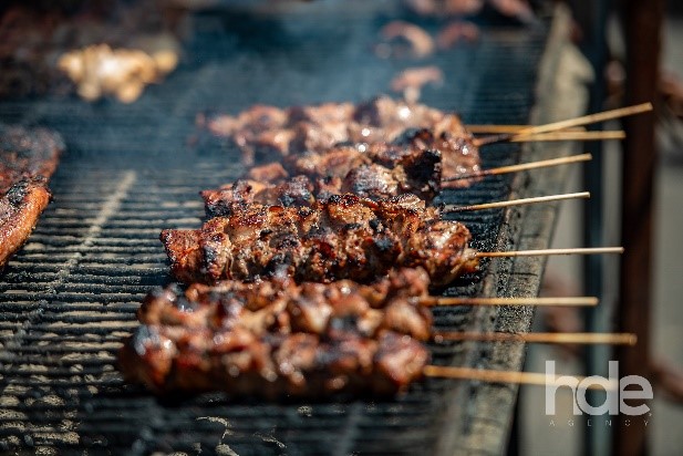 What’s cookin’, good lookin’? 😎 These kabobs of course!

<a href="/BBQBEERFESTIVAL/">102.5 KNIX BBQ & BEER FESTIVAL</a>