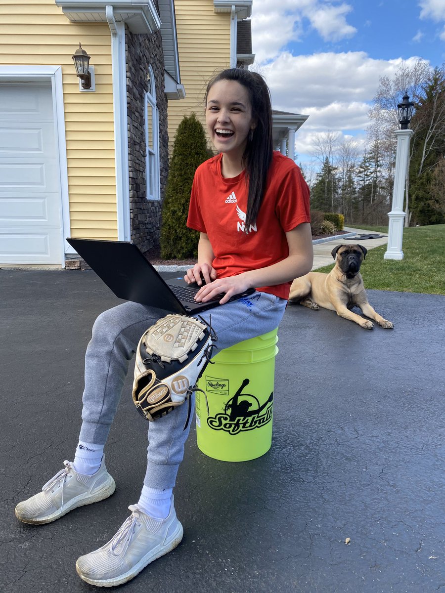 Chelsea Lisikatos tweet media