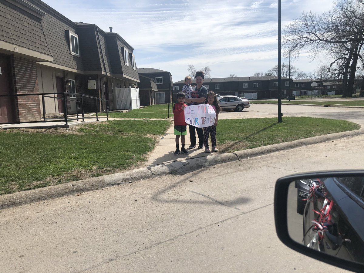 daknuth's tweet photo. Carter Lake Love was present everywhere as staff and students connected with signs, cheers, and waves today. A special thanks to the CL Police for the escort. Our hearts are full. #WeMissOurKids @cbcsd https://t.co/VKJx44aqgf