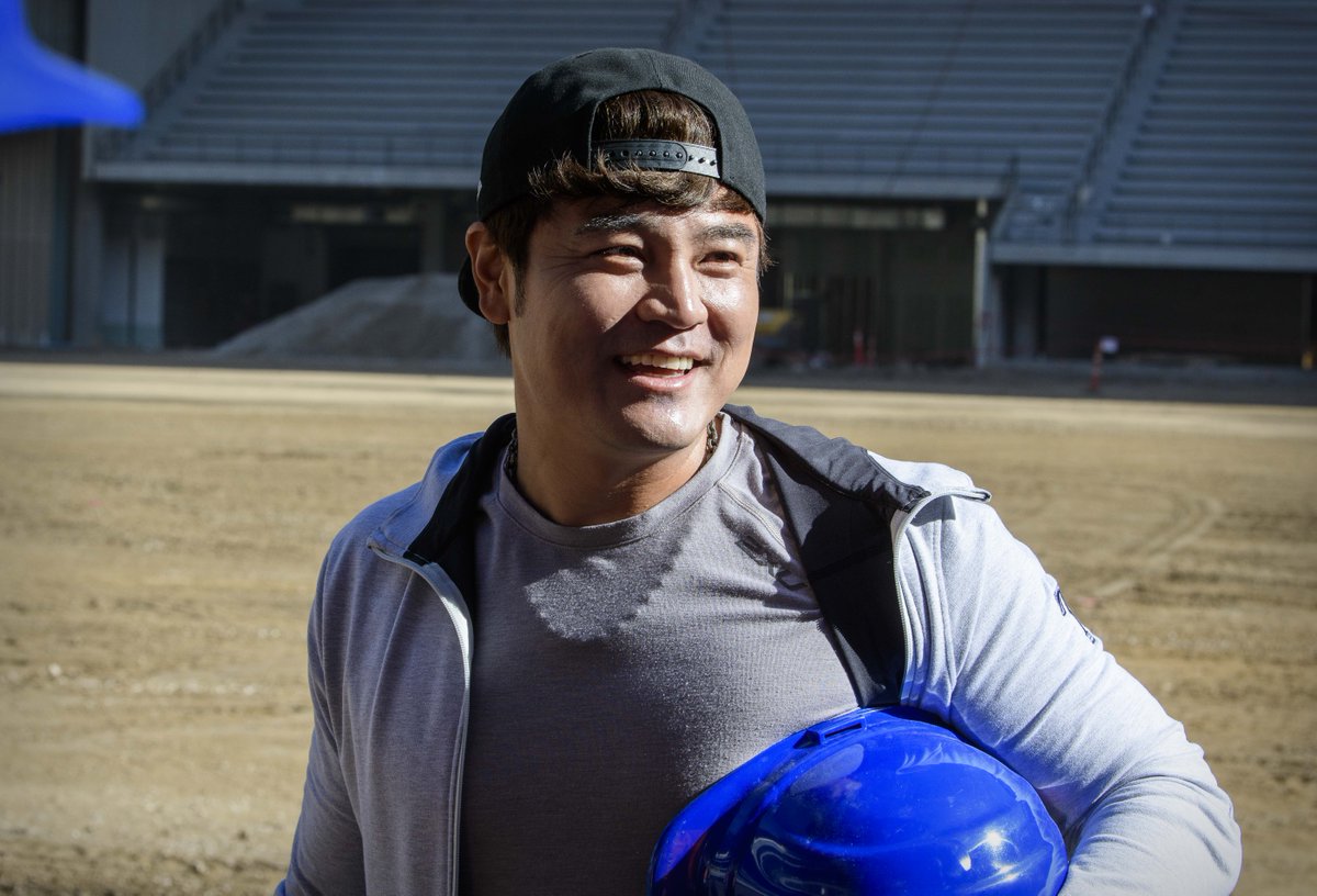 Shin-Soo Choo Donates $1K To Each Rangers Minor Leaguer https://t.co/cWZFJ8G7E7 https://t.co/7QvqglxZPn
