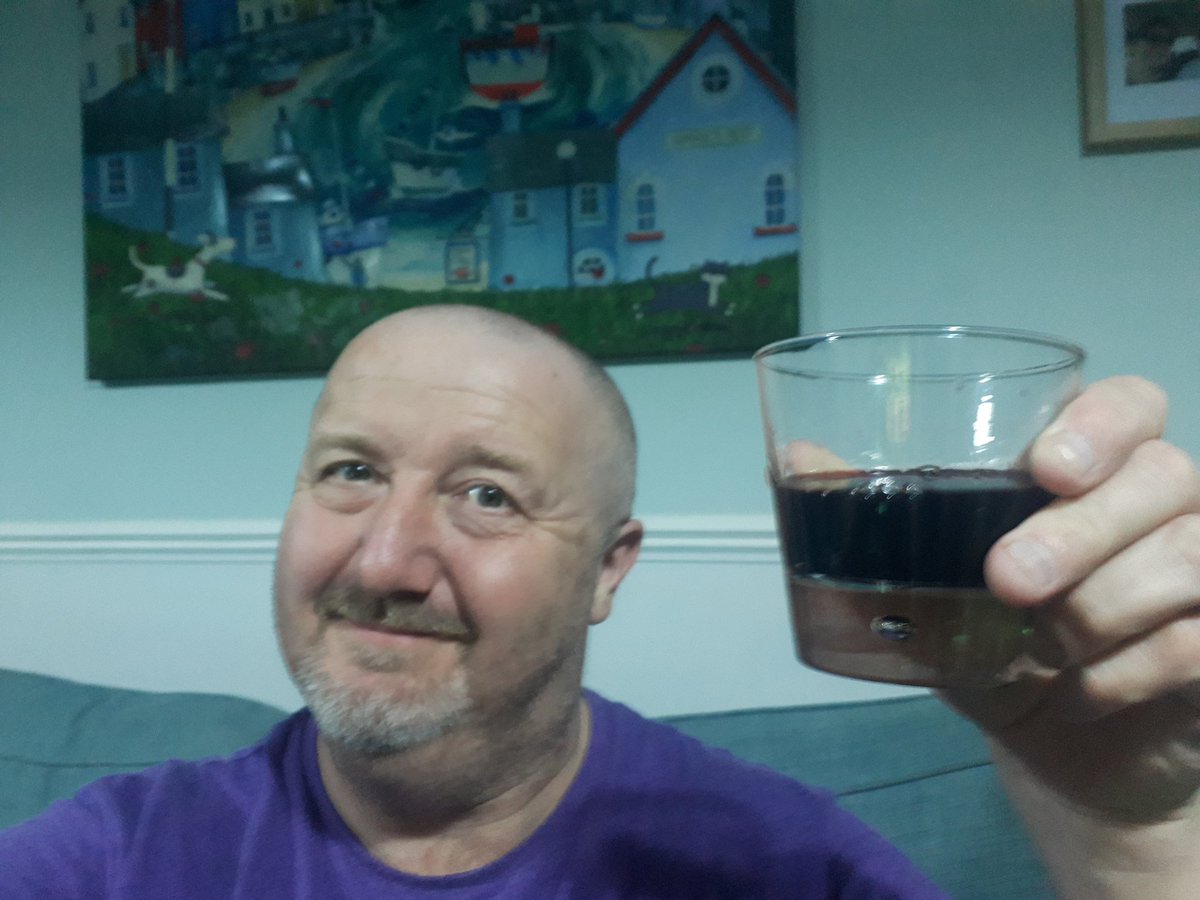 d4zzler's tweet photo. Congratulations on the 4th year anniversary to @Masonic_Charity keep up the great work. #freemasonry #hantsMason #happytomeet #timetotoast #slightlylate https://t.co/OT5FDSsFnH