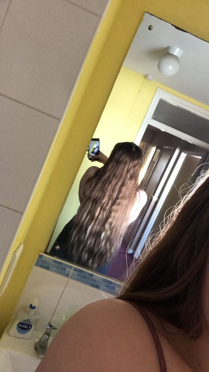 MariahDriverXx's tweet photo. @bradmondonyc what should I do with my hair ?please help https://t.co/stfteE8kns
