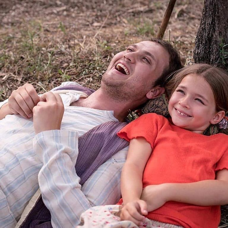 MilagroEnCelda7's tweet photo. La sonrisa es sinónimo del hecho de que tu vida está llena 💕 https://t.co/FVCQBMoNcE