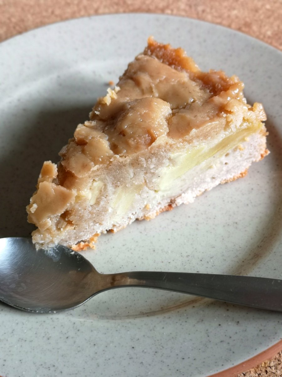 SevcGIS's tweet photo. While most of us are staying at home and for an undefined period of time, and as I and my fiancé love cooking, I thought I will start sharing some homemade recipe ideas once per day to keep people going.
#1 Upside-down apple cake #cookinginquarantine #BGSfromHome https://t.co/mnccMWLMJW