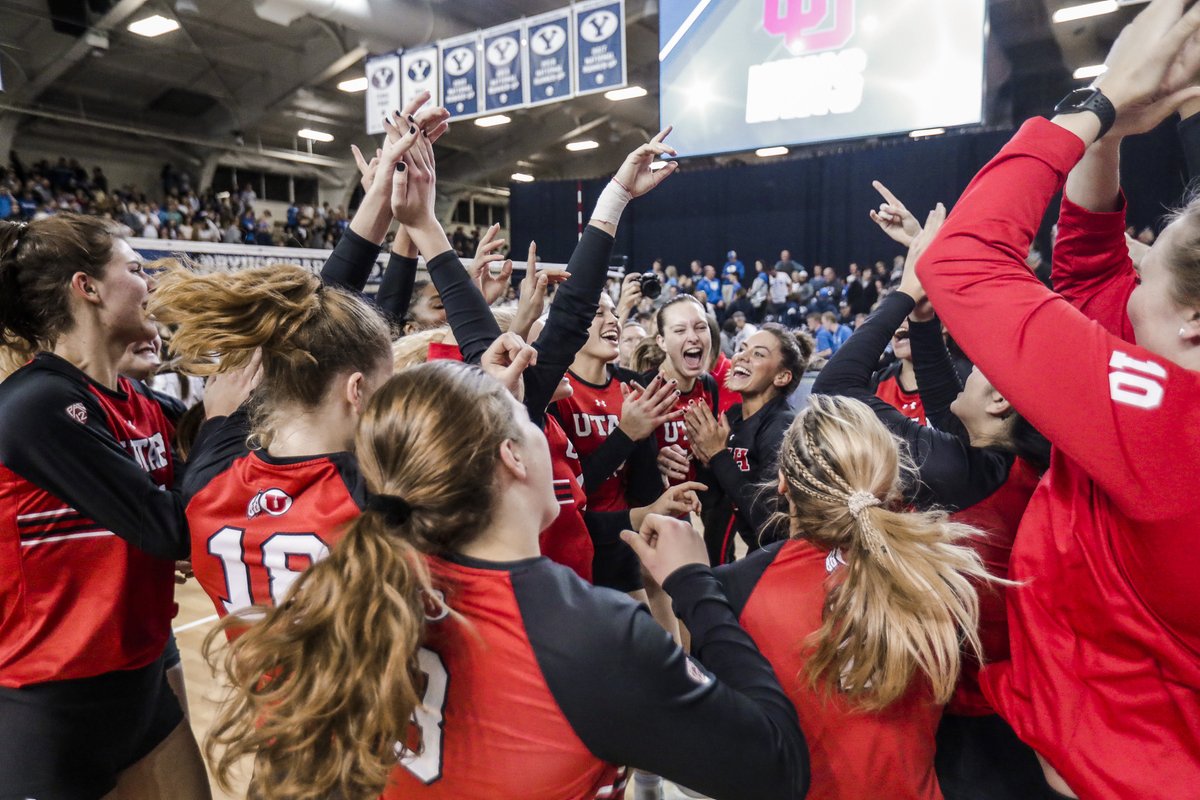 UtahVolleyball's tweet photo. Thanks for the nomination @StanfordWVB 

1. The Badge 🔴
2. The Stadium 🏟️
3. The Players 🏐
4. The Supporters ❤️

We challenge @UWVolleyball, @IlliniVBall &amp; @CUBuffsVB 

#Utestrong https://t.co/bJvOt1BUTF