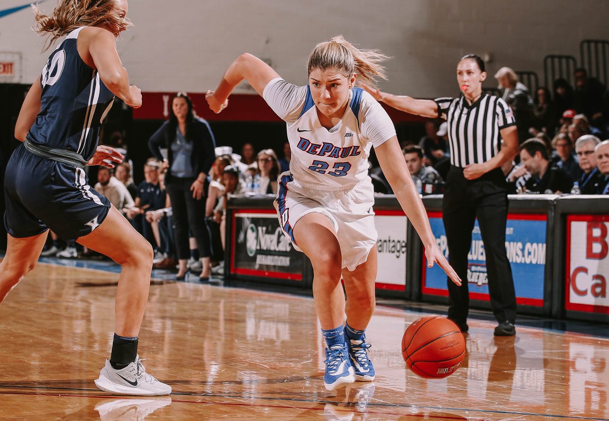 DePaulWBBHoops's tweet photo. Get yourself professors that support you! Inside and Outside the classroom! 

Junior, @dee_bekelja reflects on her experience so far here at @DePaulU 

📚 🧠 💪 🏀 🔵 😈
#depaulball https://t.co/ECSCswfDqK