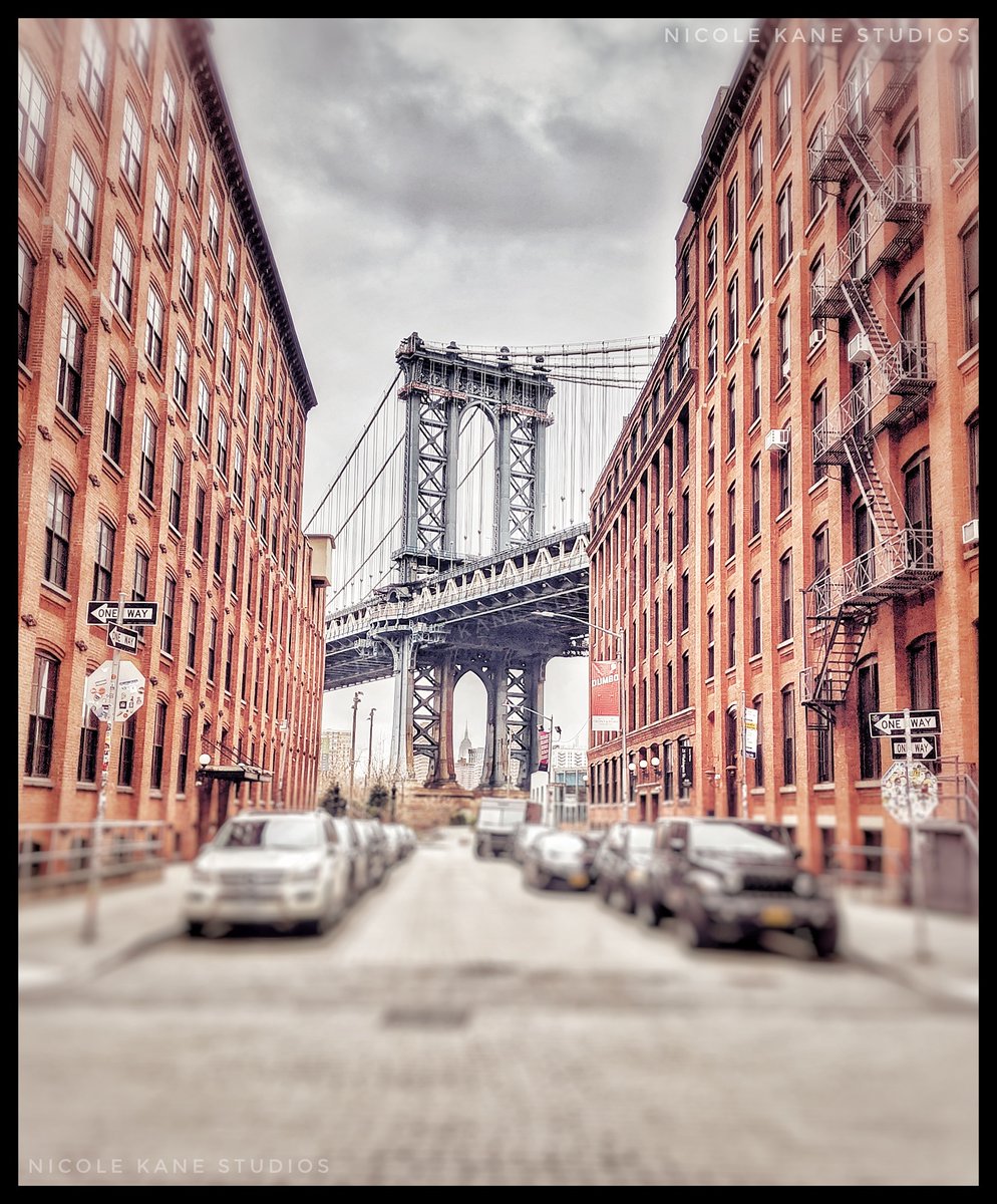 NKaneStudios's tweet photo. Love this view in Dumbo, Brooklyn. Don't you?
Photo taken and edited by Nicole Kane Studios. Permission to repost with credit.
#dream_new_york #newyorkuniversal #thebeautyofnyc
#newyorkcityguide #newyorkcityfeelings #nycityworld #newphotoyork @nycfeelings https://t.co/J4iZJAl7Zi