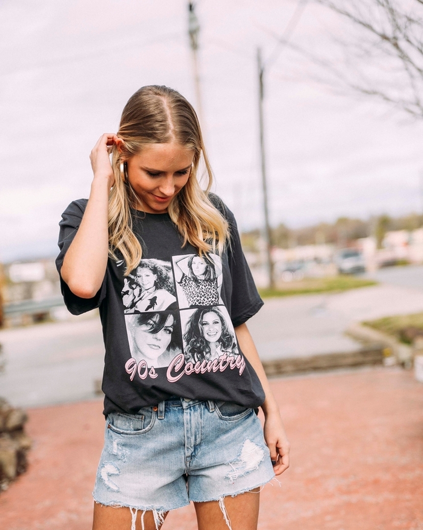 CSouthernCo's tweet photo. let's talk country 💫 https://t.co/IjuNgkM80D