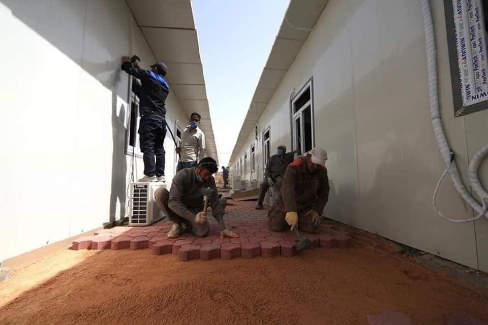 C____ZAR's tweet photo. مستشفى العتبة العباسية المقدسة لعلاج مرضى #كورونا وصل للمراحل النهائية خلال ٤ ايام فقط! بسعة ٢٠٠ سرير .
#العراق https://t.co/dtfGqmSmlD