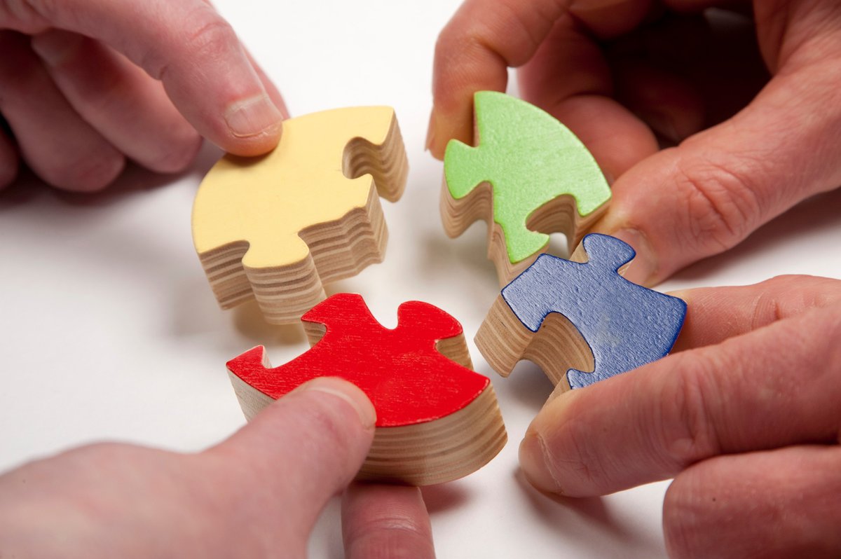 Aberdeenshire's tweet photo. Now childcare arrangements are in place for priority Category 1 key workers, as well as our most vulnerable young people, we're focusing on the extension of provision for all key workers by working alongside partner providers.

Find out more: https://t.co/XKu3ymWiJx https://t.co/5PqLHlYKdZ