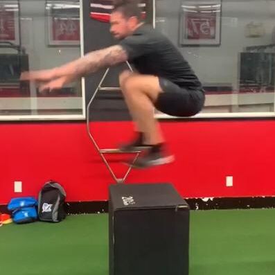 It's April Fools Day, but that doesn't mean we take a break from staying in shape. Get ready, here is our next quarantine workout video!

youtu.be/kX-f149R7PM

#BCLWorkout #StayHomeStaySafe