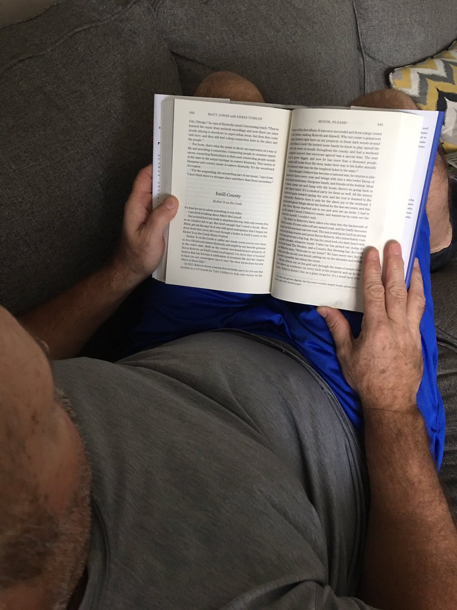Boyfromthemtns's tweet photo. Mailman just brought my book. Had to start with my hometown. Great Story!!!  @KySportsRadio https://t.co/zzsByMla2S