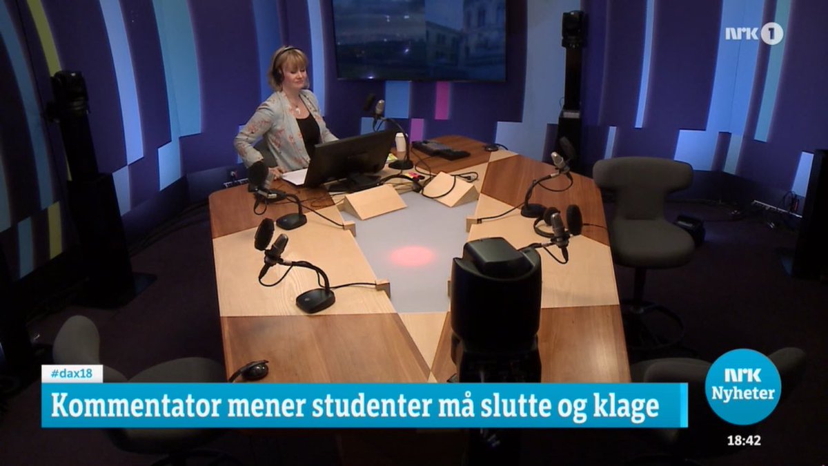 tora_aasland's tweet photo. Obs grammatikk NRK! Må slutte å klage #dax18 https://t.co/kYaz1Ud3Mv