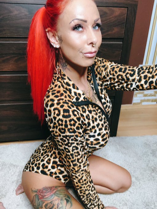 Ich w&uuml;nsche euch einen sch&ouml;nen Abend meine Lieben 🥰 Bleibt gesund ❤️ https://t.co/0Xs8Zse8Yh