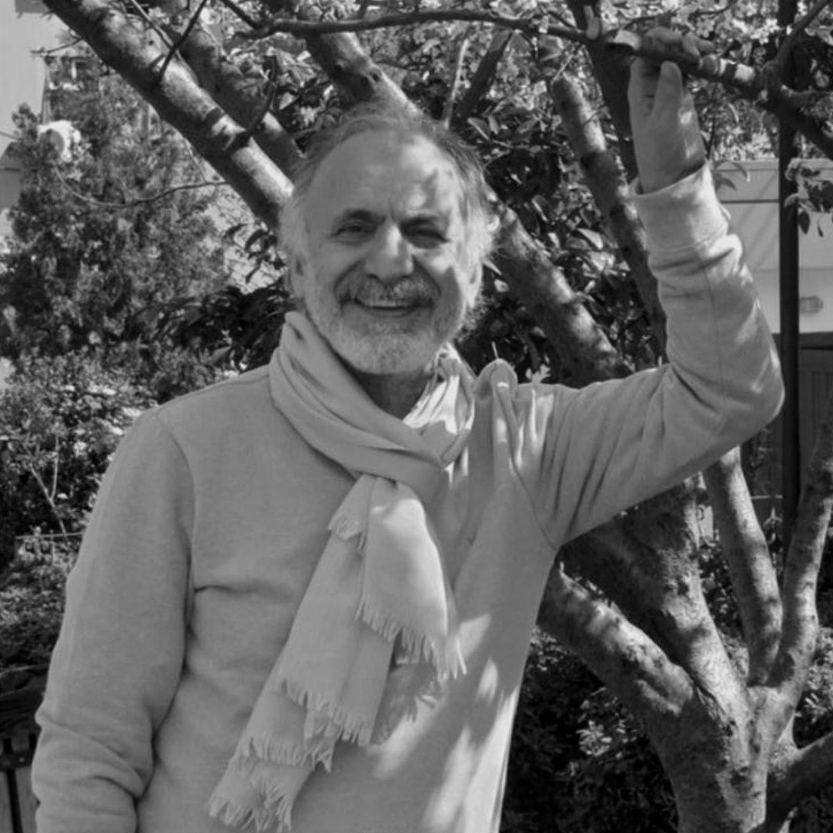 Değerli hocamız sayın Prof. Dr. Cemil TAŞÇIOĞLU vefat etmiştir. 
Hocamızı kaybetmenin derin üzüntüsü içersindeyiz. Merhuma Allah’tan rahmet, ailesine ve sevenlerine sabır diliyoruz. 
Ülkemizin, tüm sağlık camiasının ve İTF ailesinin başı sağolsun. Mekanı cennet olsun.