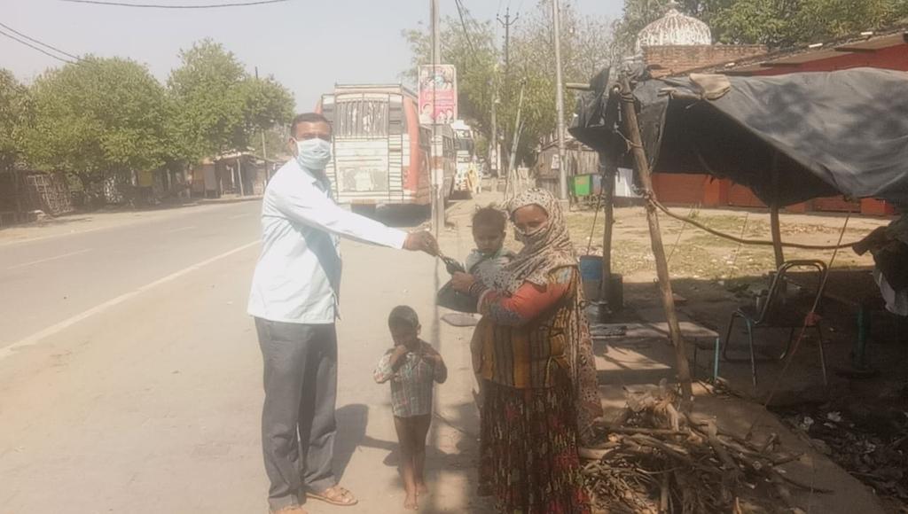 KuliAtewa's tweet photo. अपने सामाजिक दायित्वों को पूरा करने में जुटा अटेवा
#AtewaHelpDay
@PMOIndia @narendramodi @ZeeNews @ABPNews @nsitharaman @RahulGandhi @News18India @PTI_News @Aamitabh2 https://t.co/PzKqHC5viC