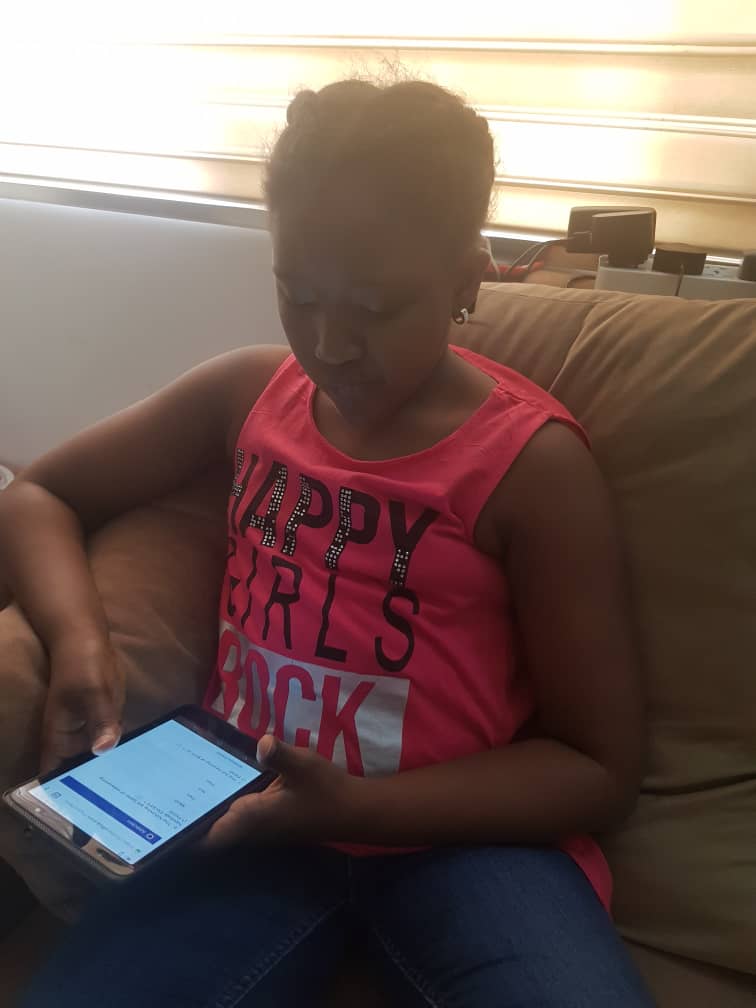 glistenint's tweet photo. excited of this development, and as seen a parent assisting to set up for her wards examination.

#microsoftonenote #microsoftedu #onenote #microsofttheme #abujaschools #schoolsinabuja #giaaabuja #giaa #abujastudents https://t.co/x4xv9gefXB