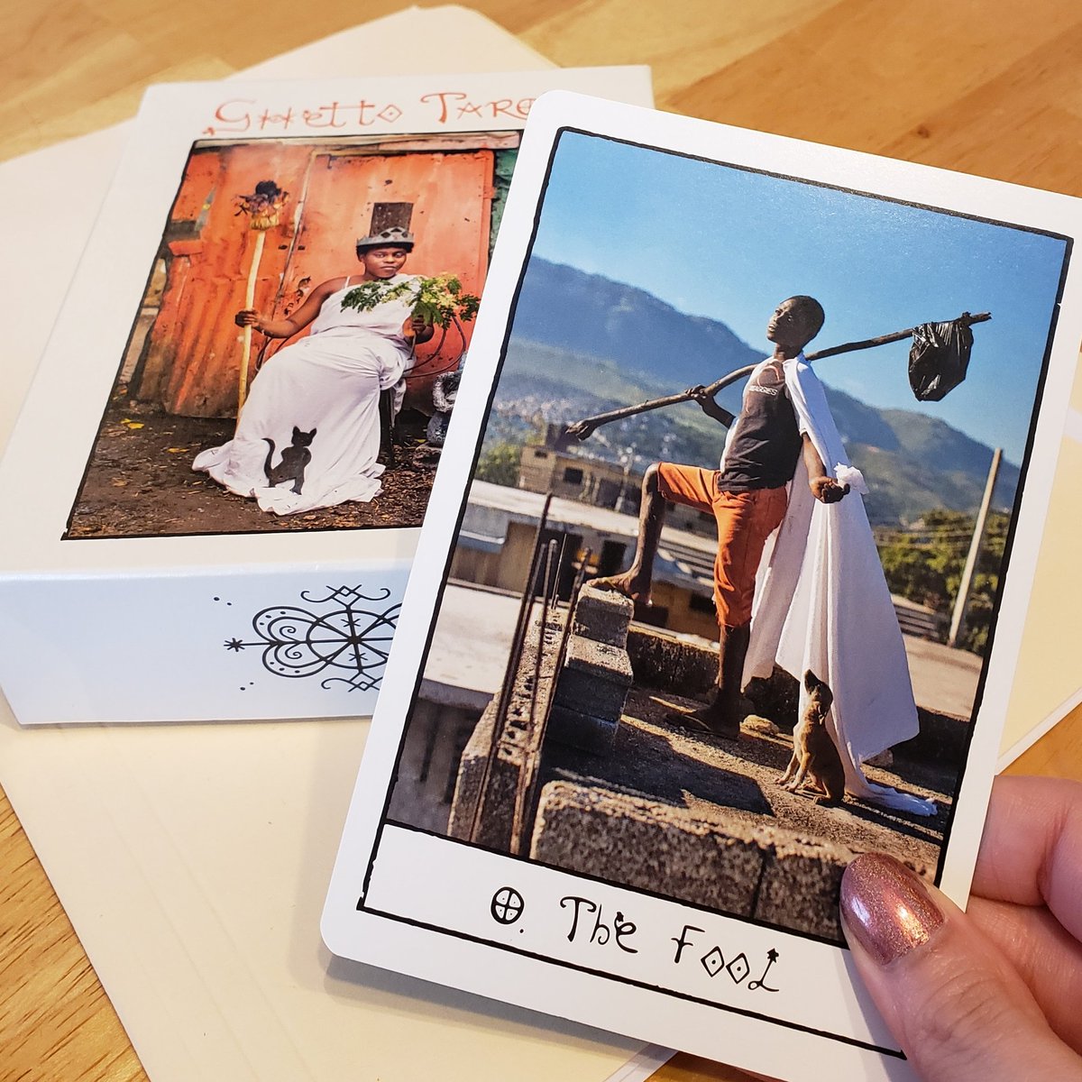 MagicalBuffet's tweet photo. It's #aprilfoolsday! To celebrate I thought I would share different Fools from tarot decks throughout the day!
Here's The Fool from the Ghetto Tarot.
#fool #foolcard #tarot #oracle #tarotcards #oraclecards #divination #cardreading #aprilfools https://t.co/Xkez6AbbZg