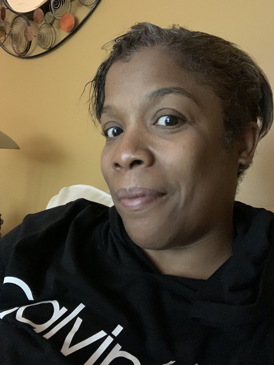 mad2morg's tweet photo. @RickeySmiley @EvaMarcille #washedface #cleanface #naturalbeauty https://t.co/hyrSpXA4E1