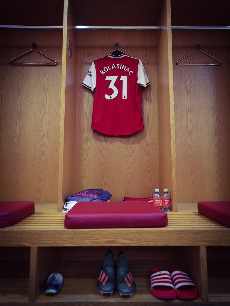 💭Missing this shirt & place! 🏟 But at the moment there is something more important than football - the HEALTH of all people! Please stay at home! 🏡 #hometeam #StayHomeSaveLives @Arsenal