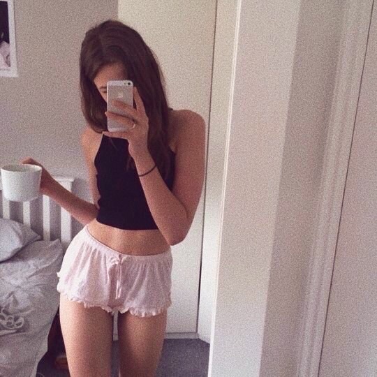 Skinny_bums's tweet photo. Thinking about doing daily thinspo https://t.co/BGgIhSk9gq