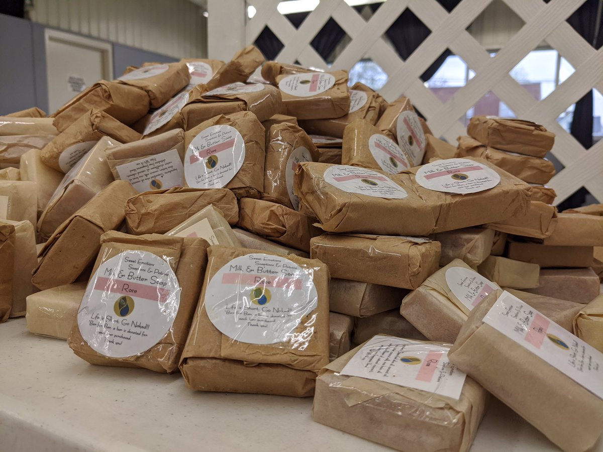 vcprosecutor's tweet photo. Donations are rolling in for Day 1 of the Vulnerable Citizens Relief Fund at @SWIRCAandMore with @vcprosecutor for over 3,500 area senior citizens! Thanks to media partners @14News &amp; @courierpress for spreading the information! https://t.co/ySeqFIfi6m