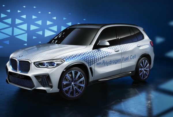 Kom maar door met die waterstof modellen 🙌🏻 

De BMW X5 op waterstof is in aantocht! 🚙💧

#Waterstof #H2 # #BMW #nieuweauto #tankpositive #orangegas

groen7.nl/gegevens-bmw-x…